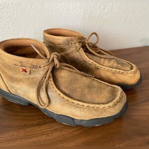 Boys Twisted X shoes